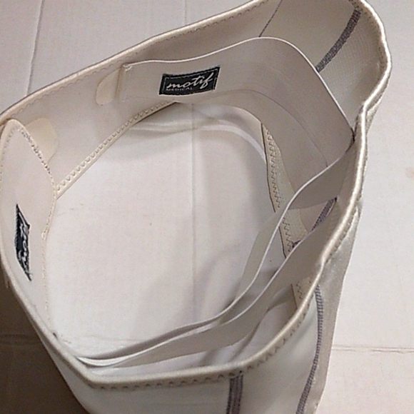 Like New Motif Medical Pregnancy Support Belly Band-Relieves Pressure - Picture 11 of 11